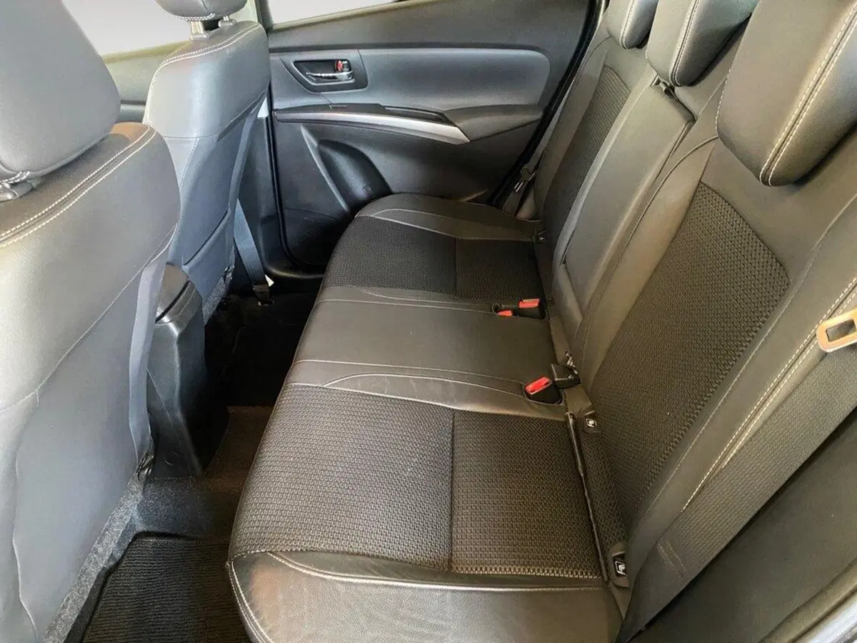 Suzuki S-Cross usata a Torino (8)