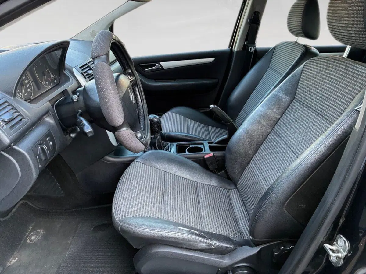 Mercedes-Benz Classe A usata a Torino (6)