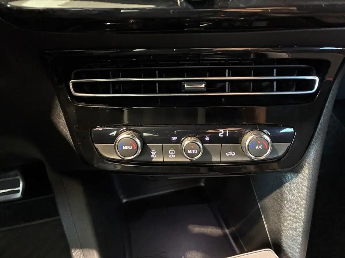 Opel Mokka usata a Torino (11)