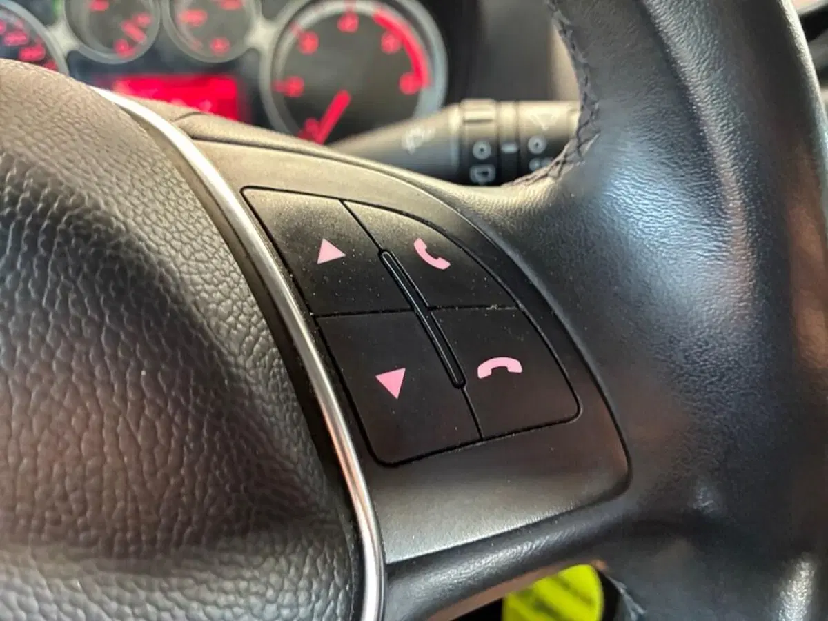 Alfa Romeo MiTo usata a Torino (14)