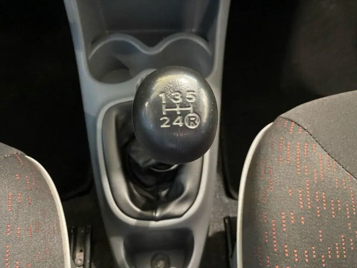 Peugeot 107 usata a Torino (10)
