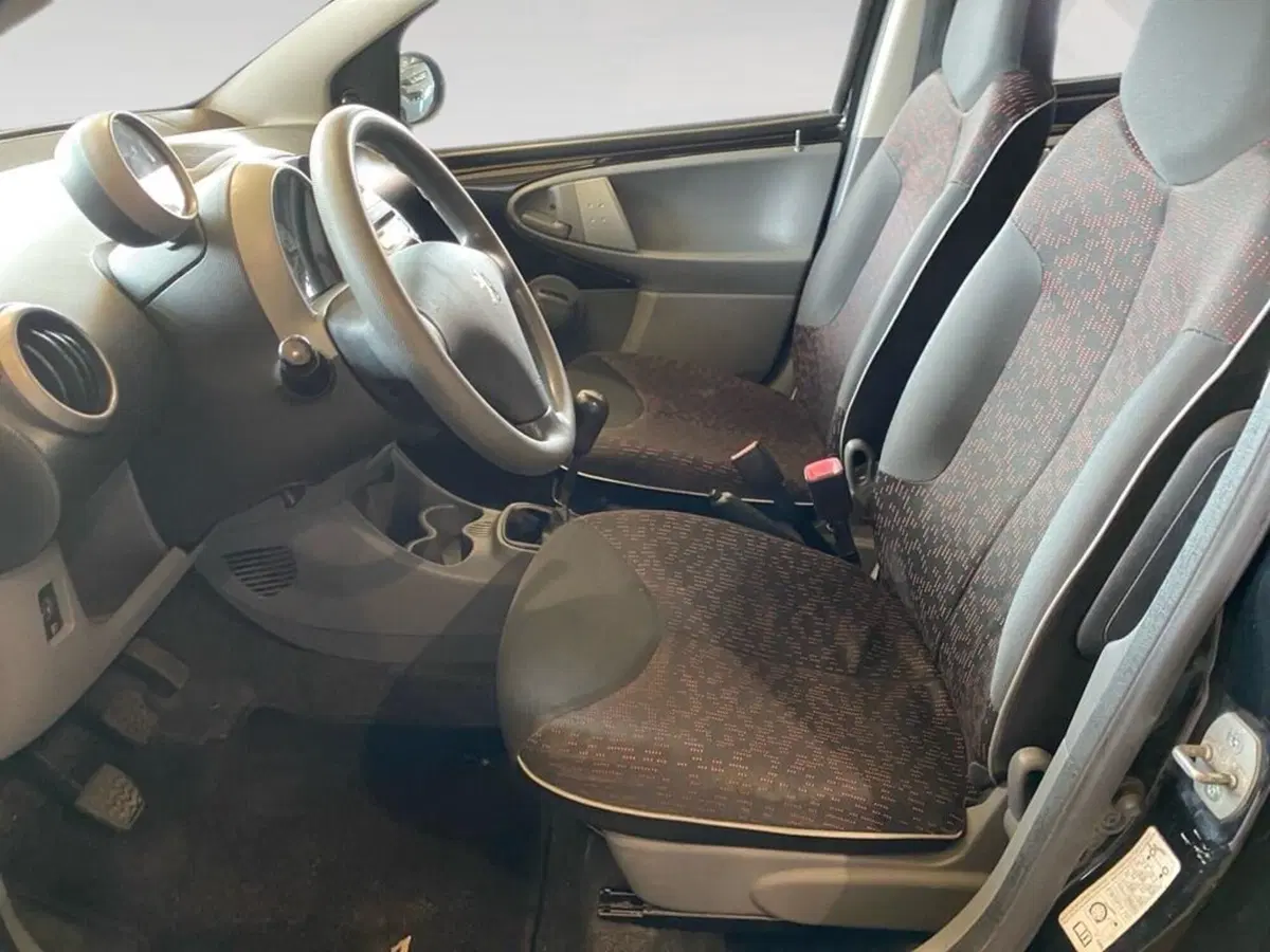 Peugeot 107 usata a Torino (6)