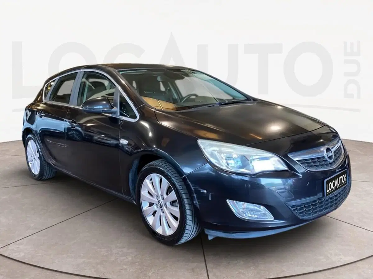 Opel Astra usata a Torino (2)