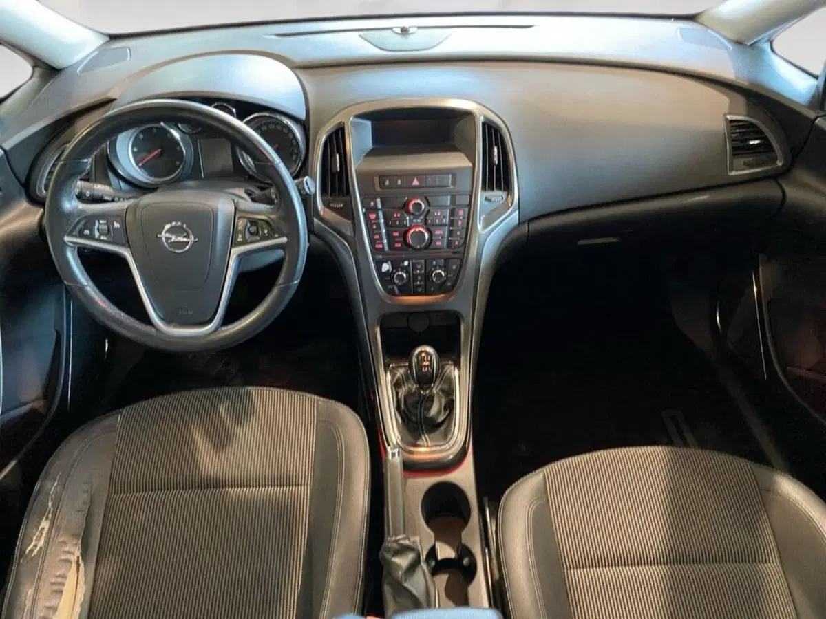 Opel Astra usata a Torino (5)