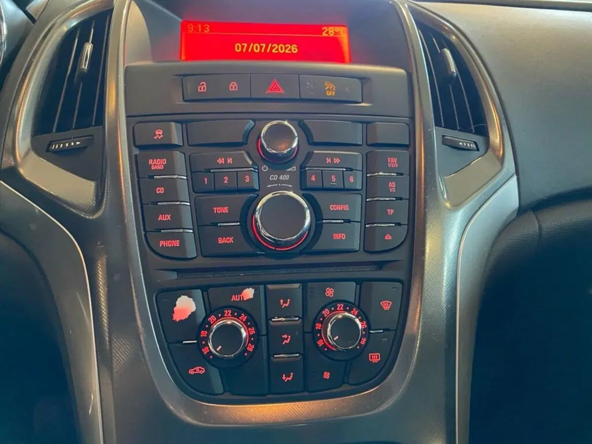 Opel Astra usata a Torino (9)
