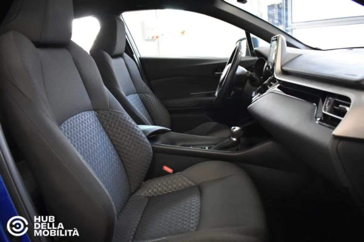 Toyota Toyota C-HR usata a Perugia (19)