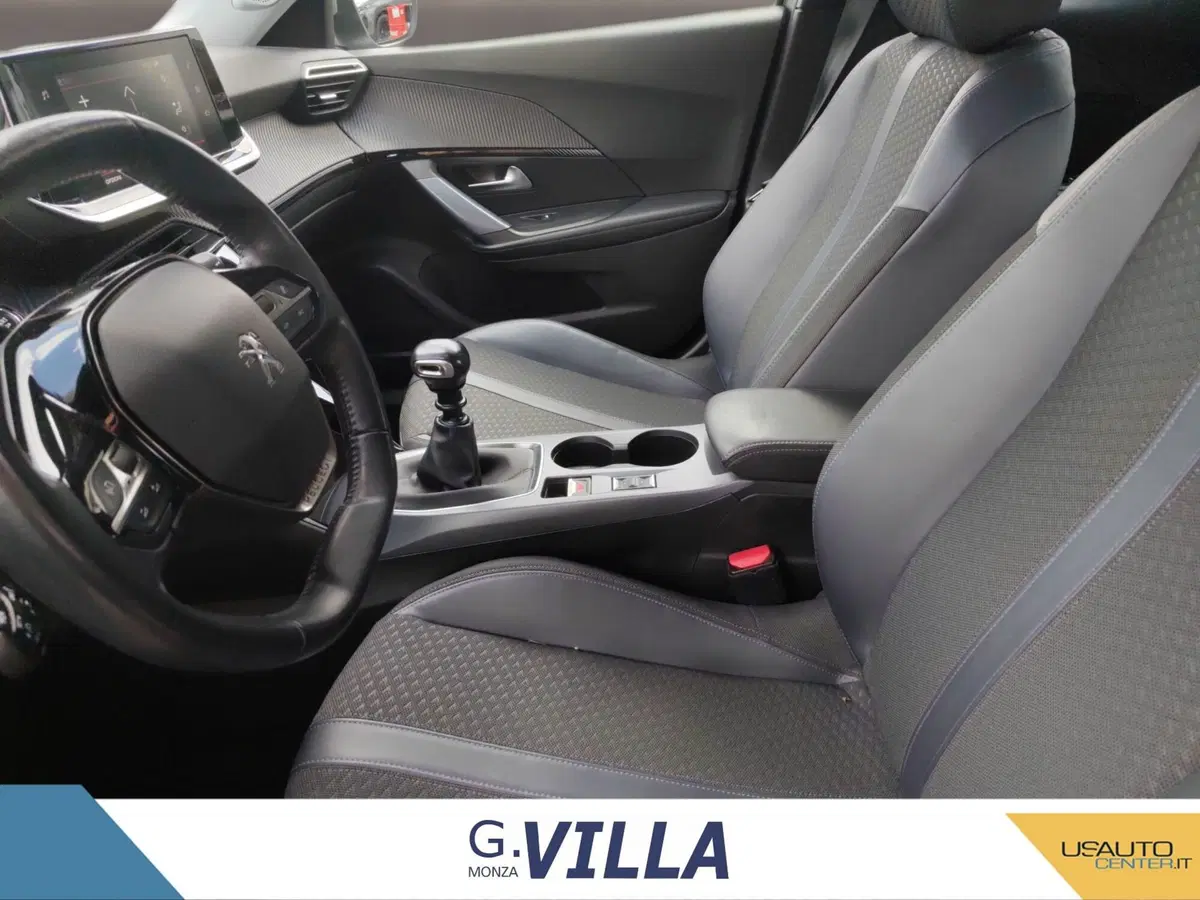 Peugeot 2008 usata a Milano (13)