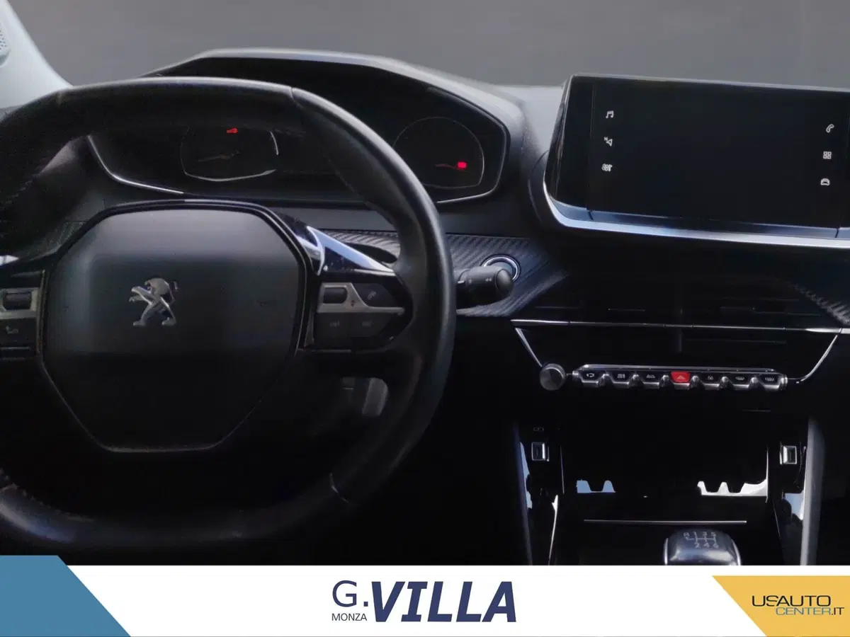 Peugeot 2008 usata a Milano (9)