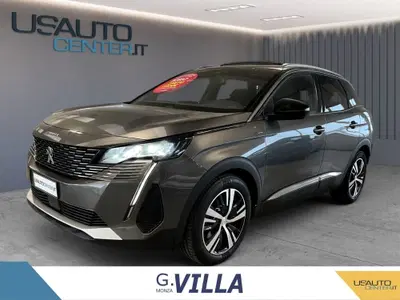 Peugeot 3008 Hybrid 225 e-EAT8 Allure Pack del 2023 usata a Monza