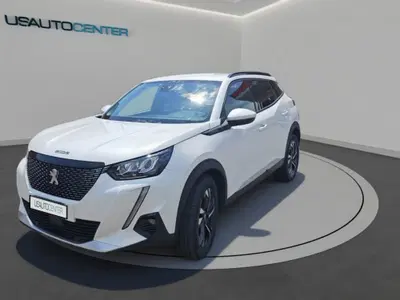Peugeot 2008 1.2 puretech Allure s&amp;s 130cv eat8 del 2020 usata a Monza