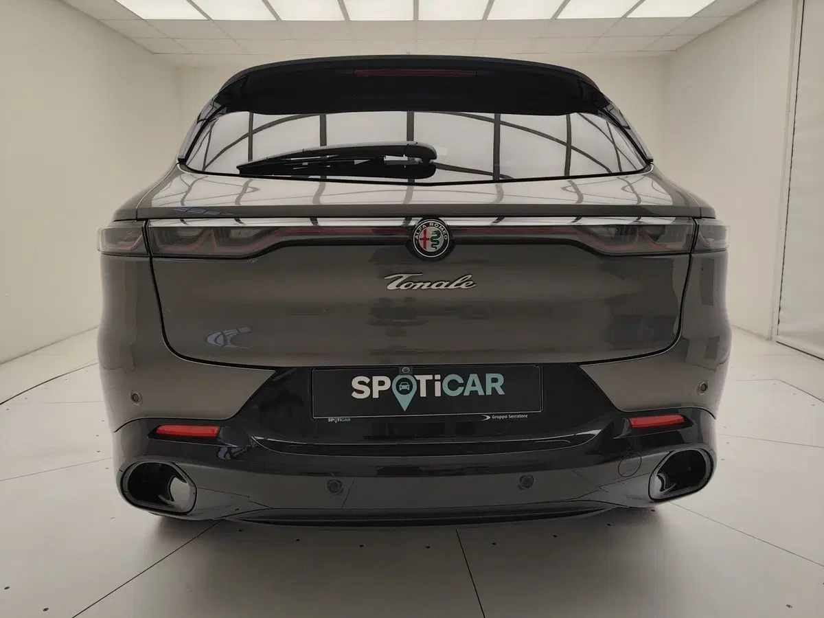 Alfa Romeo Tonale usata a Como (5)