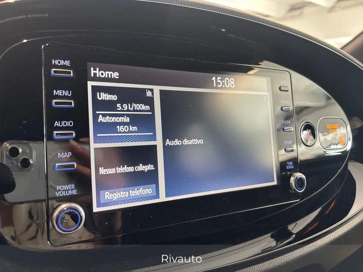 Toyota Aygo X usata a Como (10)