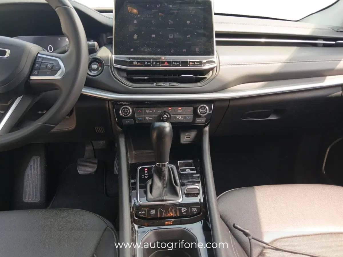 Jeep Compass usata a Modena (11)