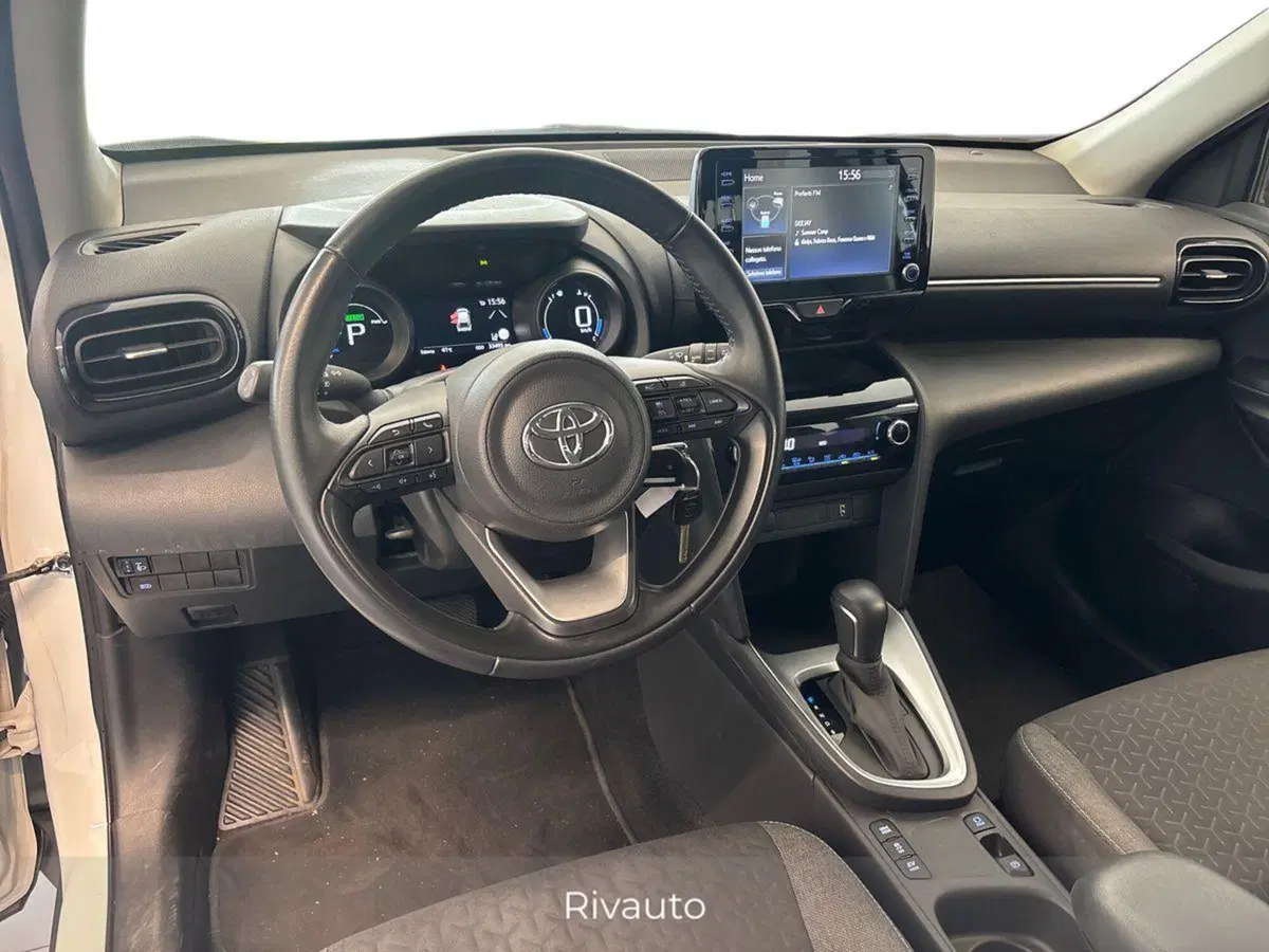 Toyota Yaris Cross usata a Como (6)