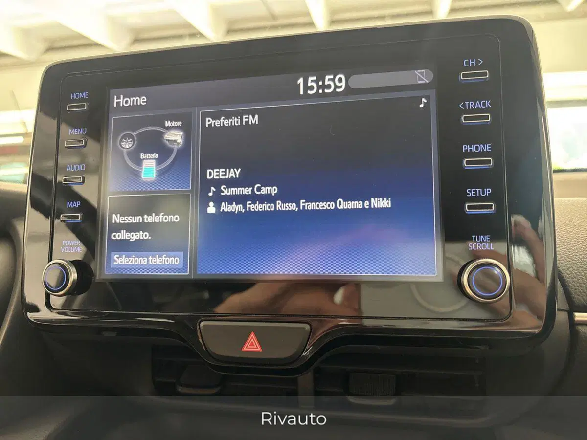 Toyota Yaris Cross usata a Como (9)