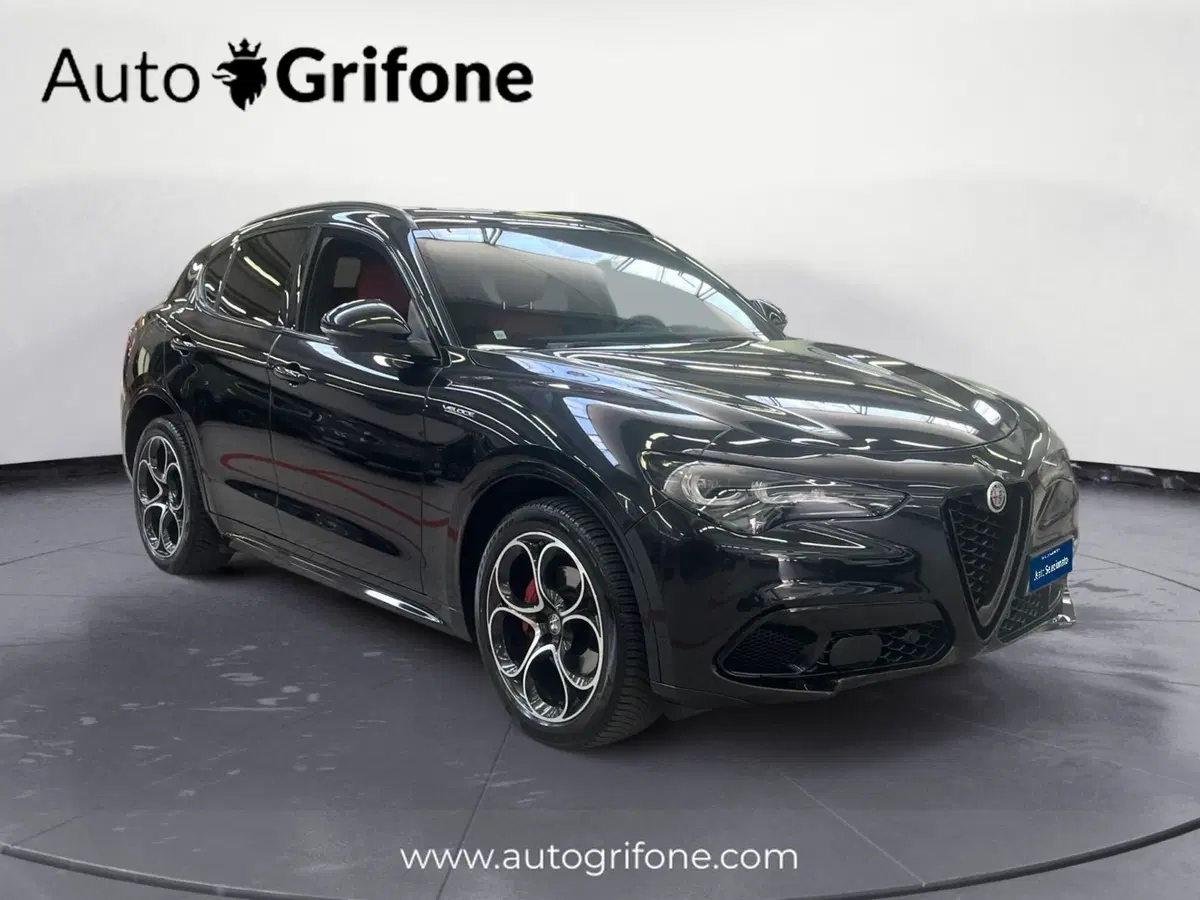 Alfa Romeo Stelvio usata a Modena (7)