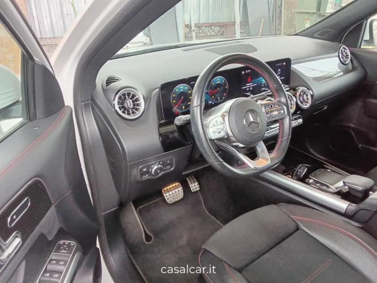 Mercedes-Benz GLA SUV usata a Salerno (8)