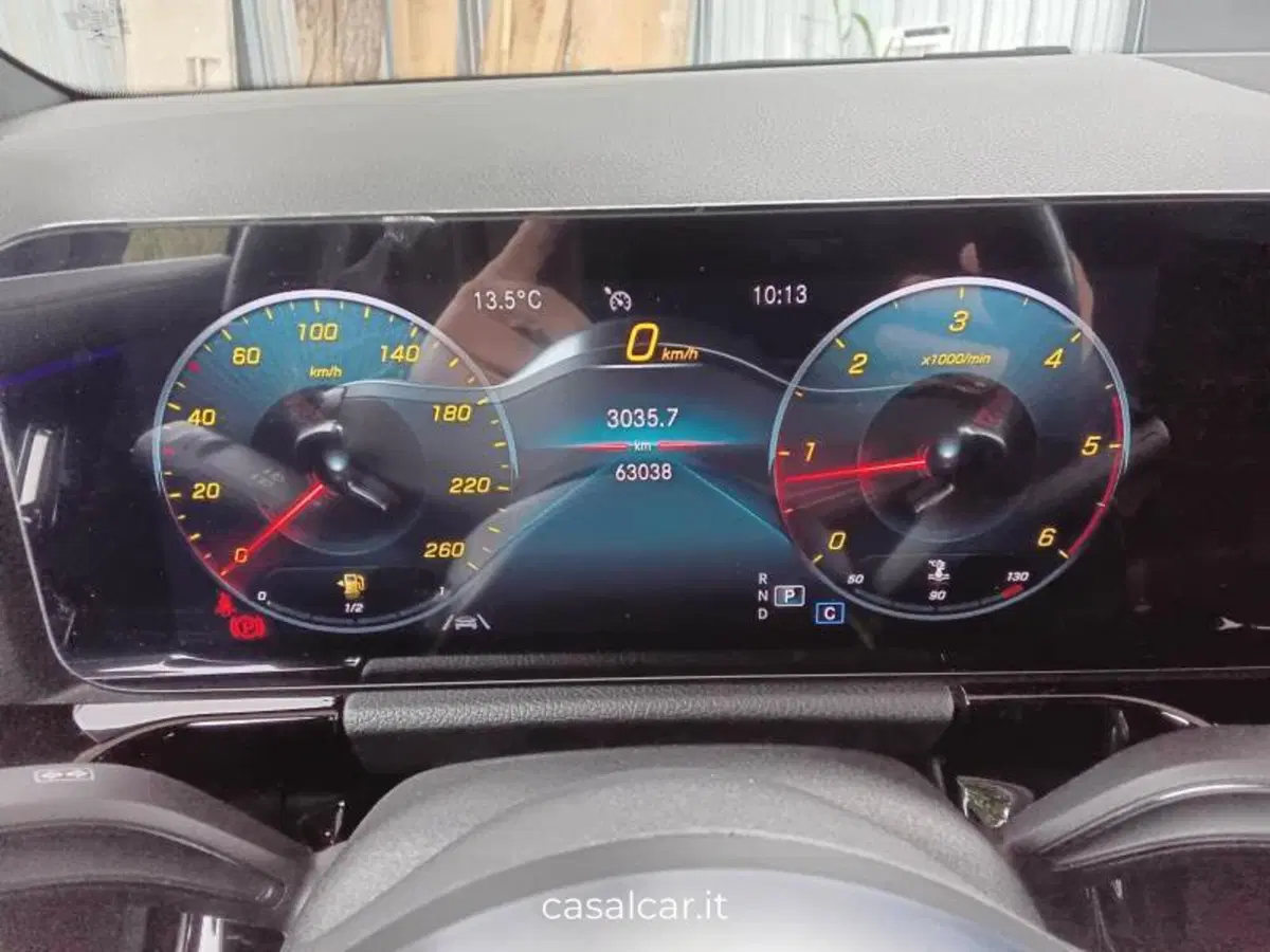 Mercedes-Benz GLA SUV usata a Salerno (9)