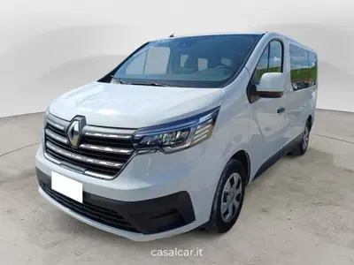 Renault Trafic 2.0 blue dci 110cv L2 Equilibre del 2024 usata a Sala Consilina