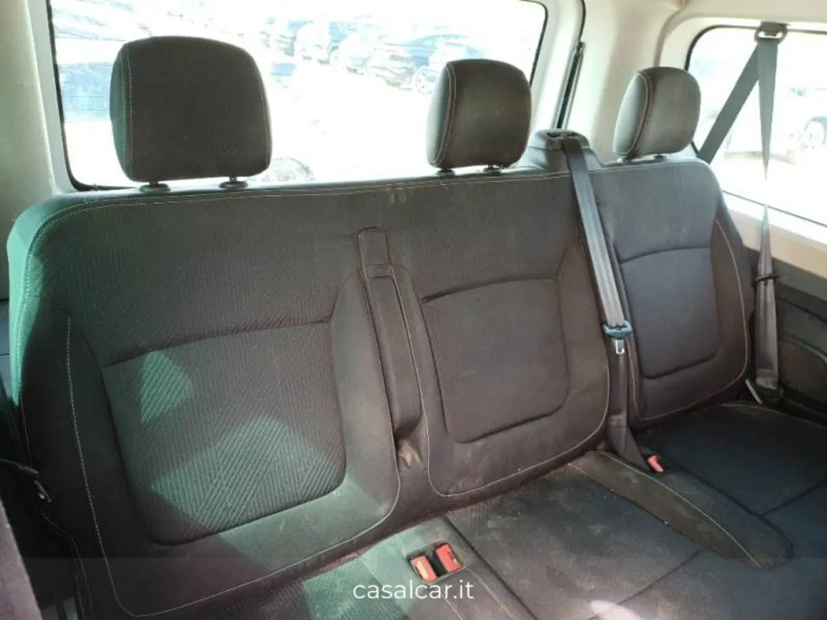 Renault Trafic usata a Salerno (10)