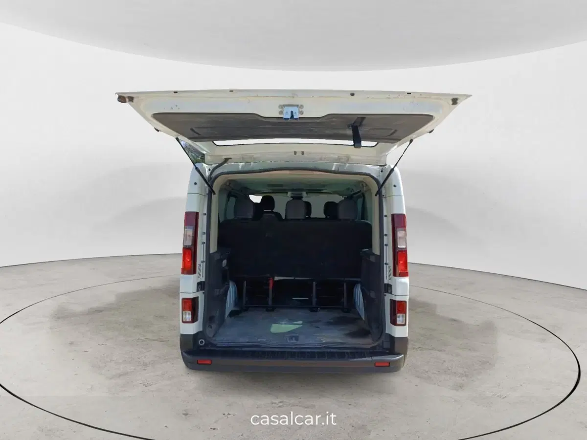 Renault Trafic usata a Salerno (6)