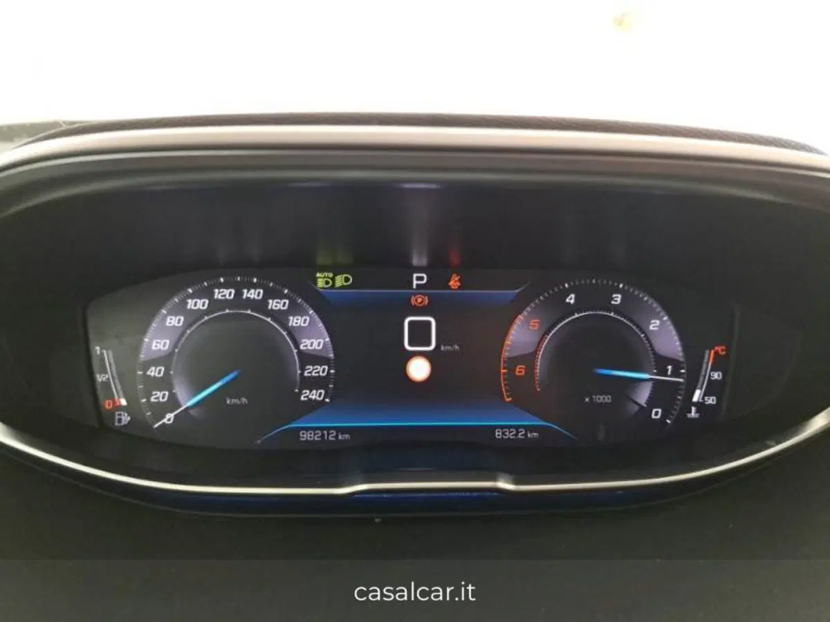 Peugeot 3008 usata a Salerno (8)