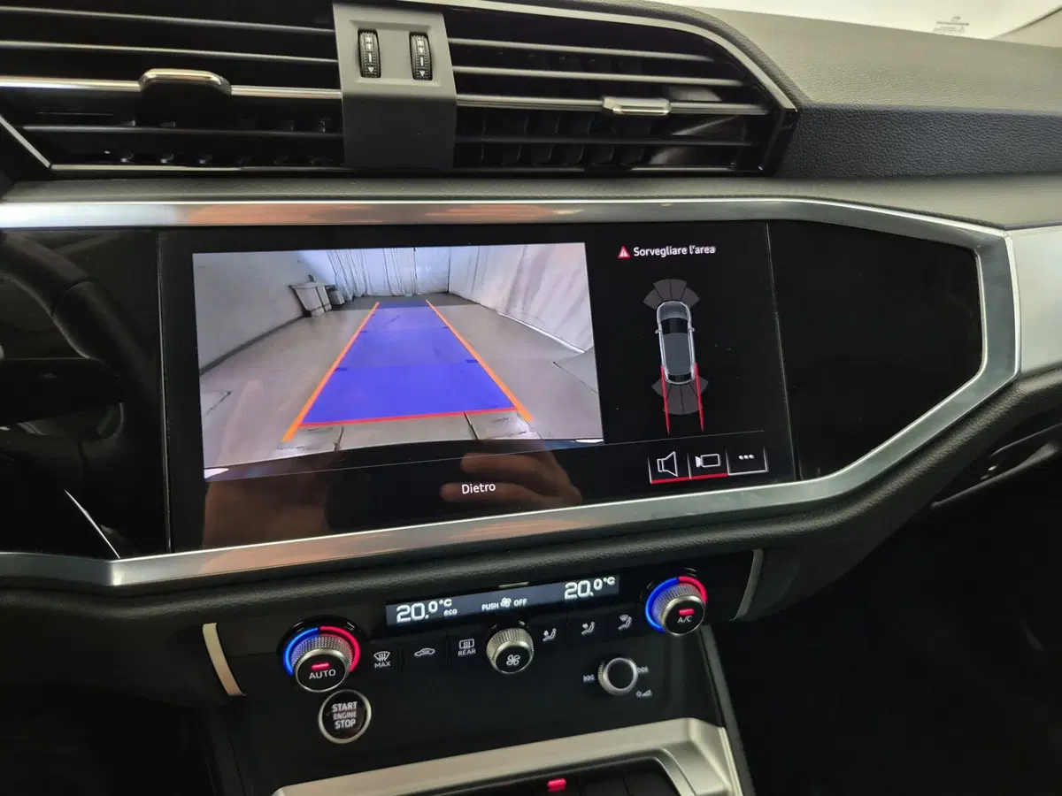 Audi Q3 Sportback usata a Torino (16)
