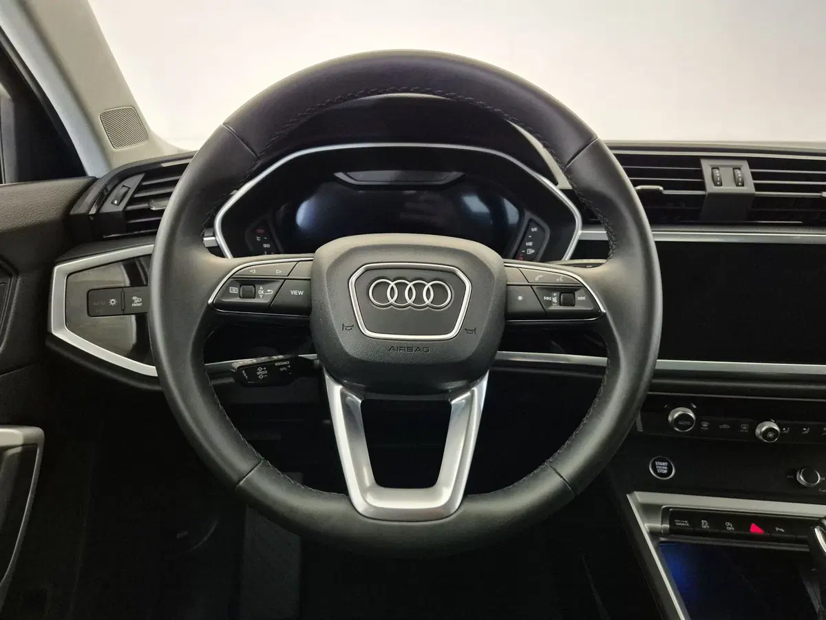 Audi Q3 Sportback usata a Torino (9)