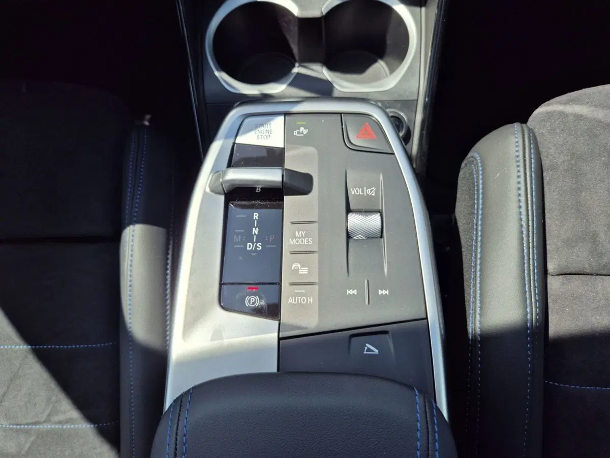 BMW X1 nuova a Genova (10)