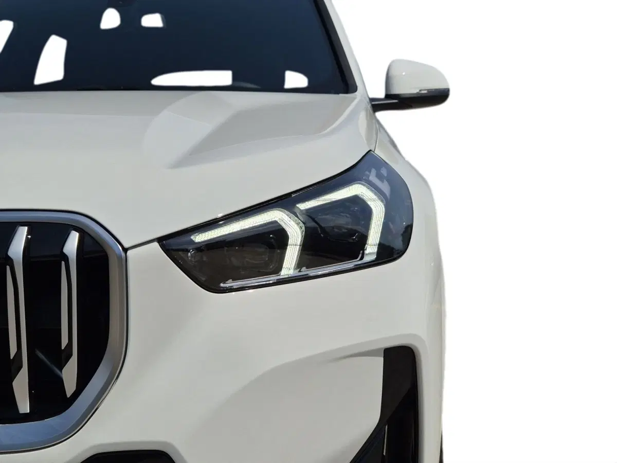 BMW X1 nuova a Genova (18)