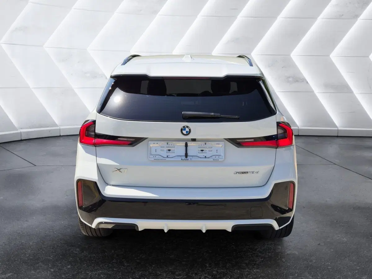 BMW X1 nuova a Genova (3)