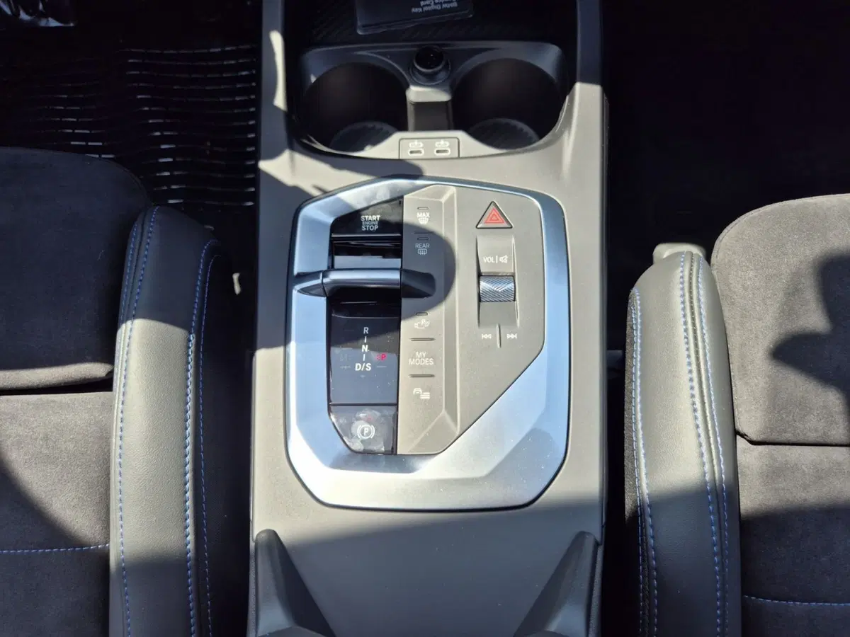 BMW Serie 1 nuova a Genova (10)