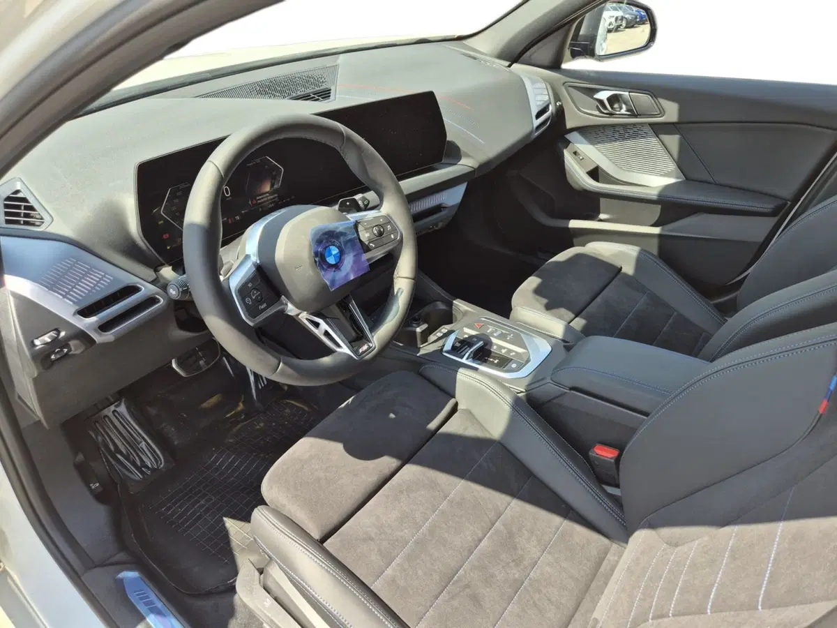 BMW Serie 1 nuova a Genova (6)