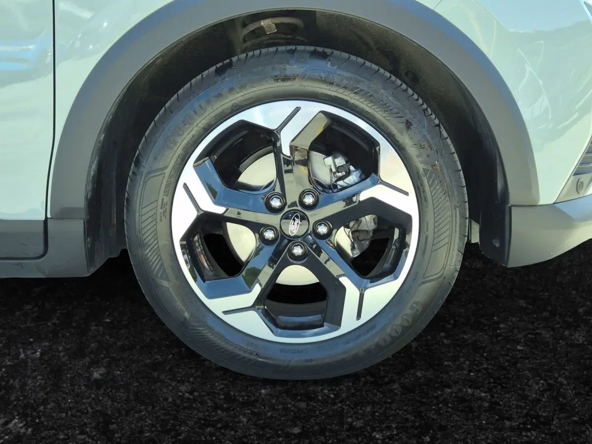 Ford Tourneo Courier usata  (13)