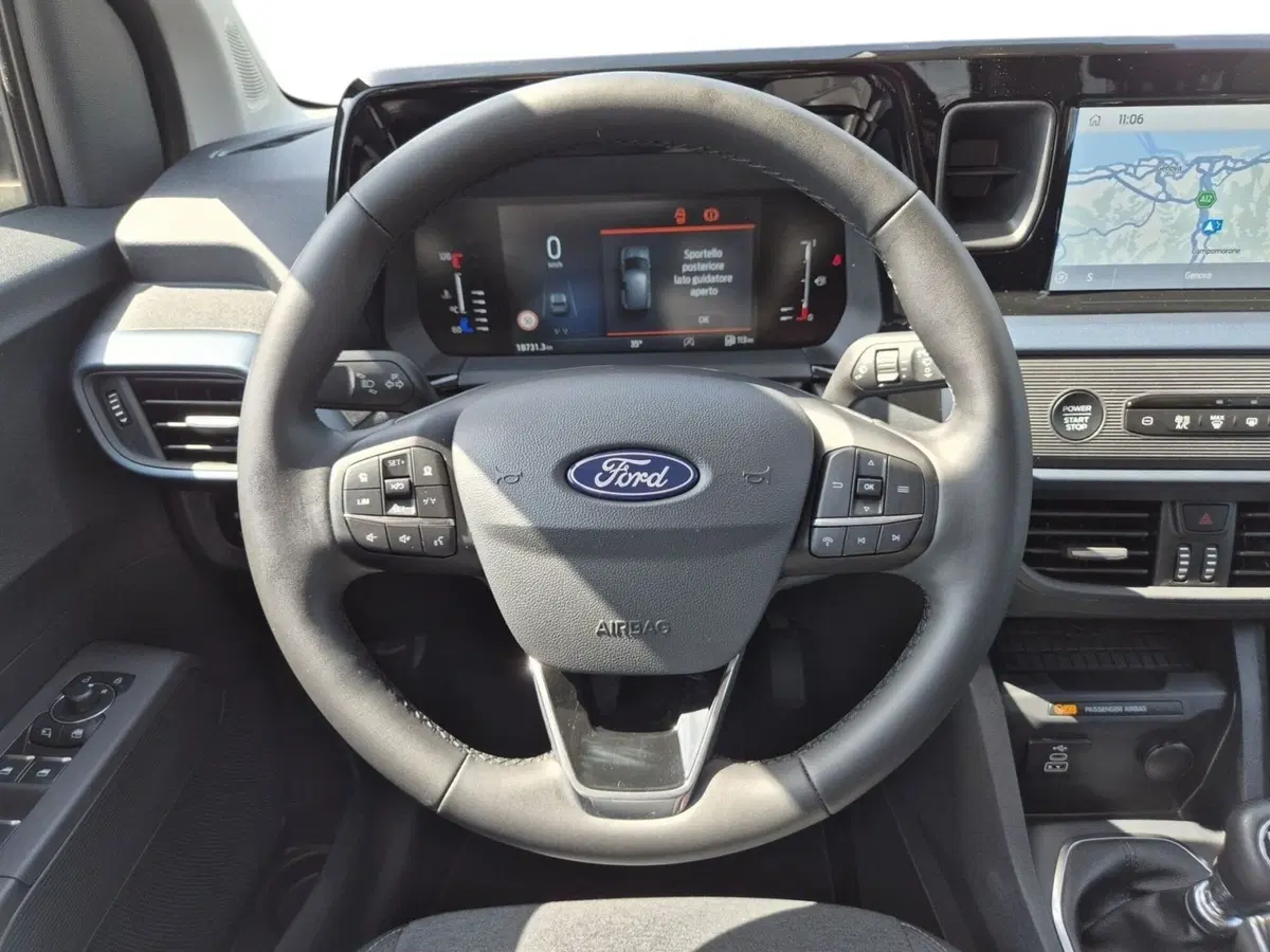 Ford Tourneo Courier usata  (18)