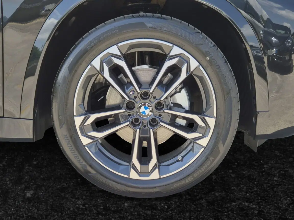 BMW X1 nuova a Genova (12)