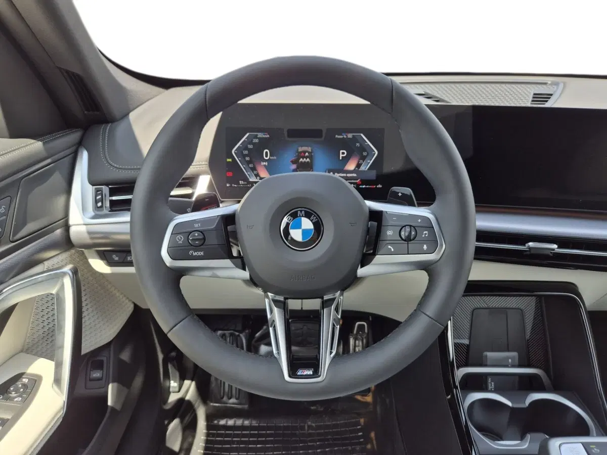 BMW X1 nuova a Genova (16)