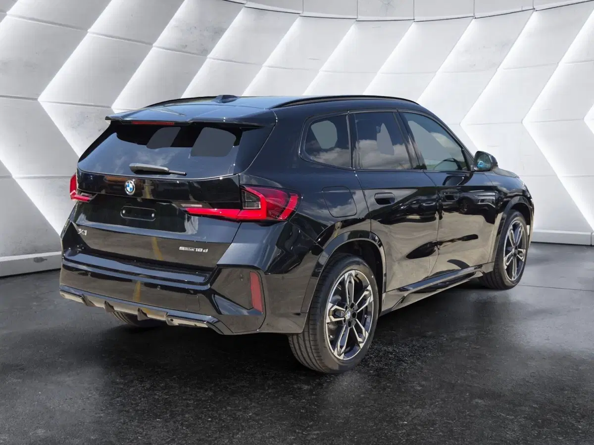 BMW X1 nuova a Genova (4)