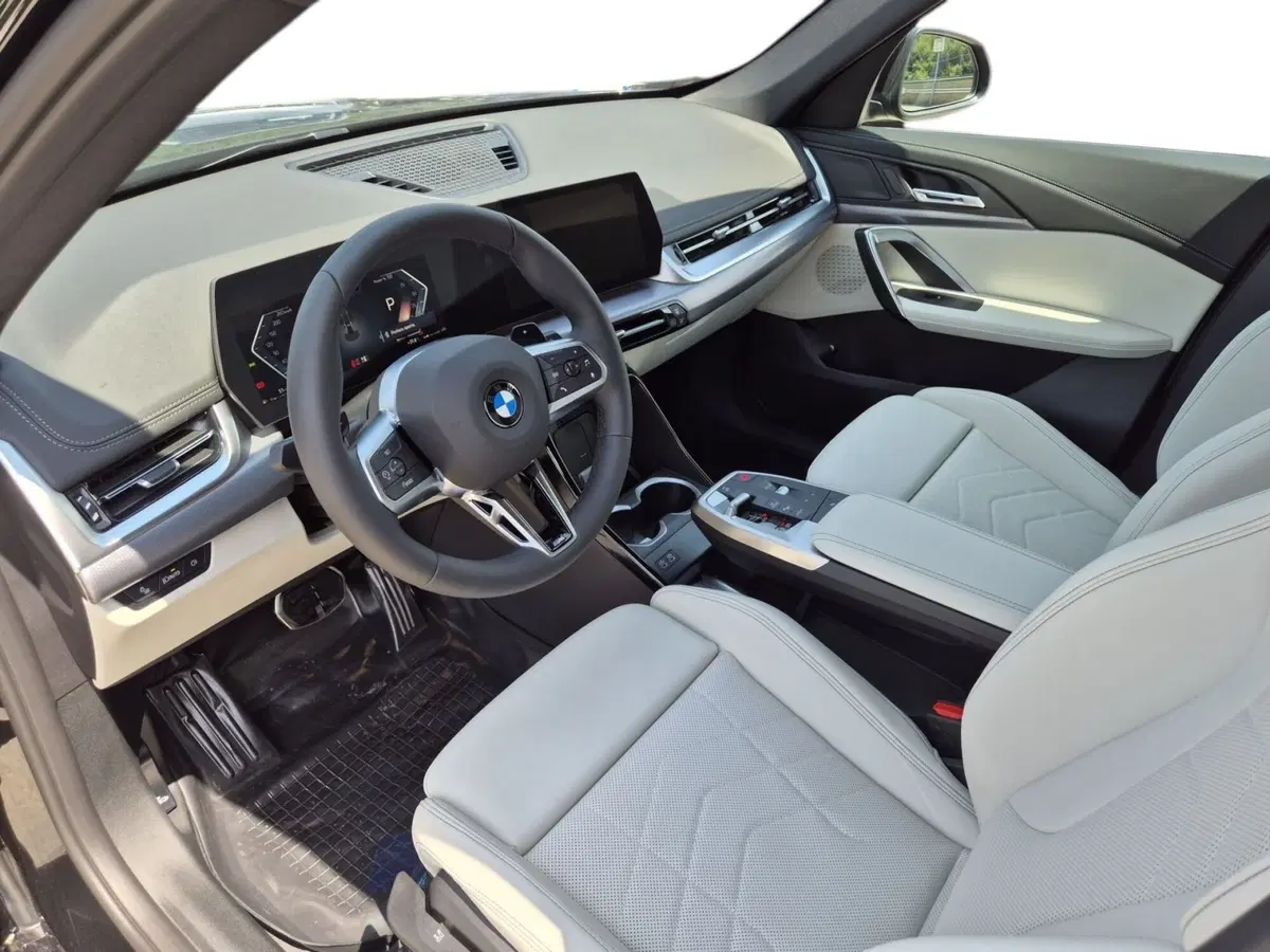 BMW X1 nuova a Genova (6)