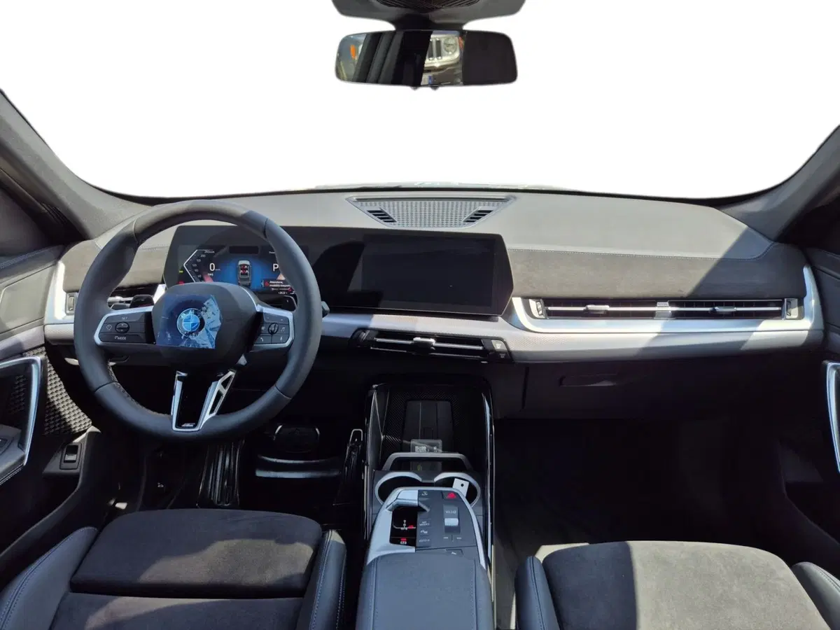 BMW X1 nuova a Genova (8)
