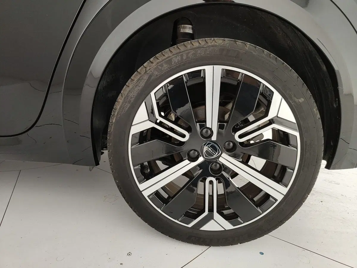 Lancia Ypsilon usata a Caserta (11)