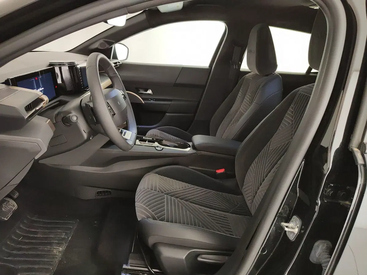 Lancia Ypsilon usata a Caserta (16)