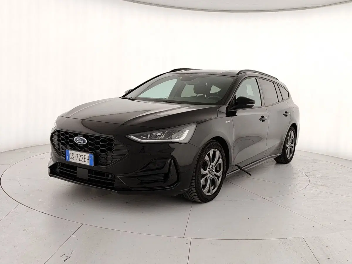 Ford Focus Station Wagon usata a Caserta (3)
