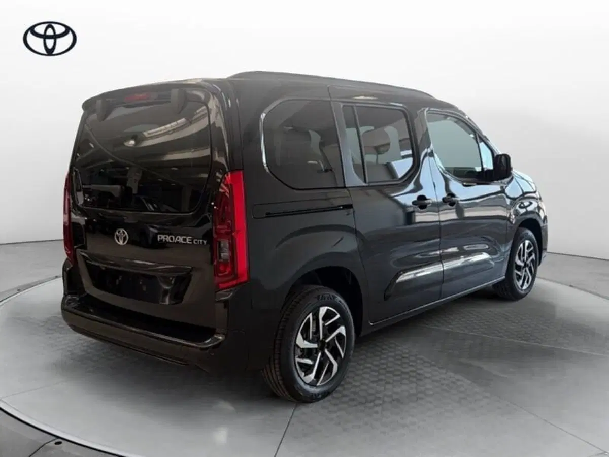 Toyota Proace City Verso nuova a Vicenza (7)