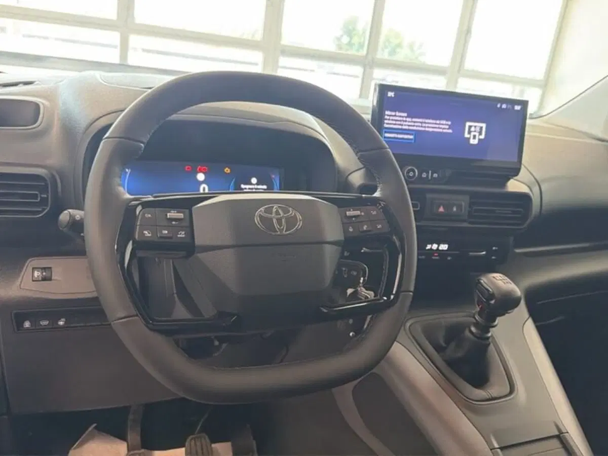 Toyota Proace City Verso nuova a Vicenza (17)