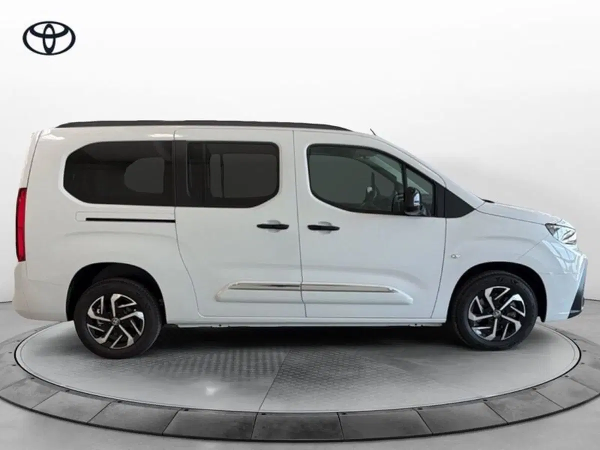 Toyota Proace City Verso nuova a Vicenza (5)