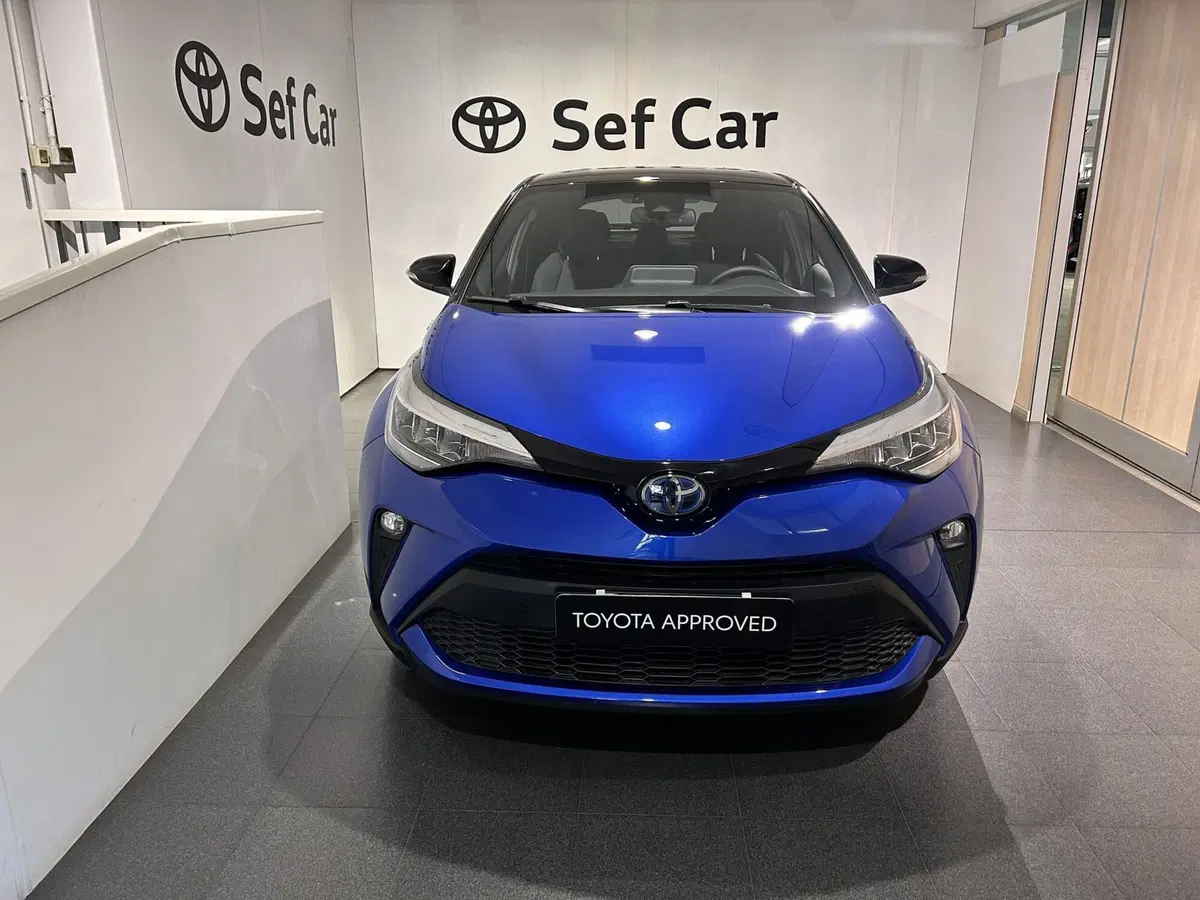 Toyota Toyota C-HR usata a Milano (5)