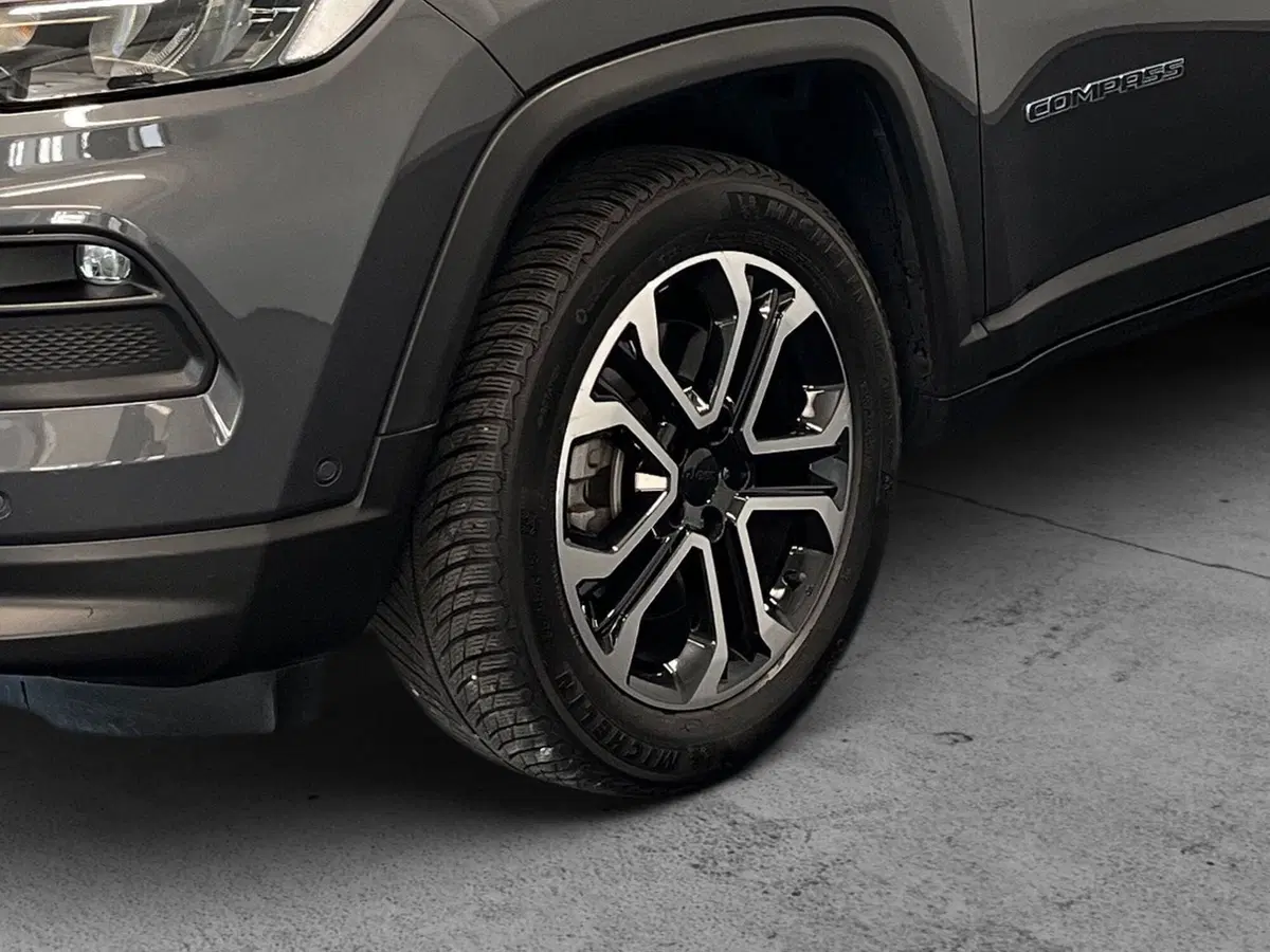 Jeep Compass usata a Bergamo (7)