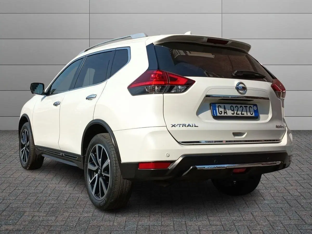 Nissan X-Trail usata a Milano (4)