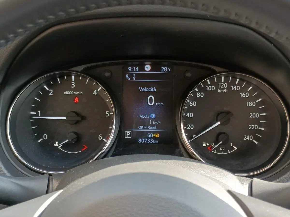 Nissan X-Trail usata a Milano (8)